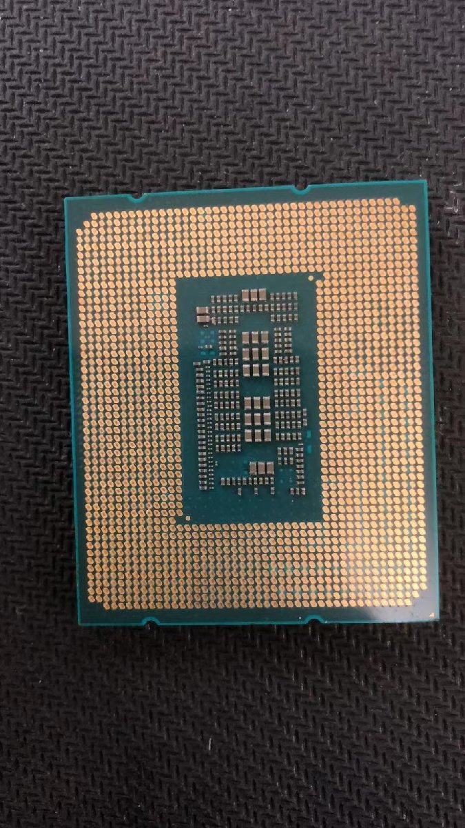 CPU インテル Intel Core I9-12900K プロセッサー 中古 動作未確認
