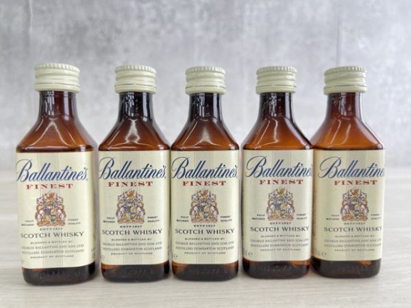 ◇古酒未開栓 ミニボトル 70本以上まとめて ブランデー ウイスキー