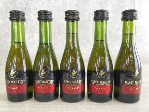 ◇古酒未開栓 ミニボトル 70本以上まとめて ブランデー ウイスキー