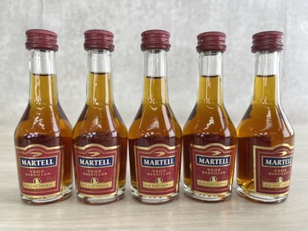 ◇古酒未開栓 ミニボトル 70本以上まとめて ブランデー ウイスキー