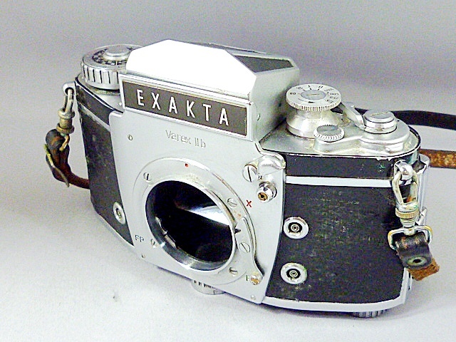 ジャンク EXAKTA Varex IIb フィルム一眼レフ 部品取り - メルカリ