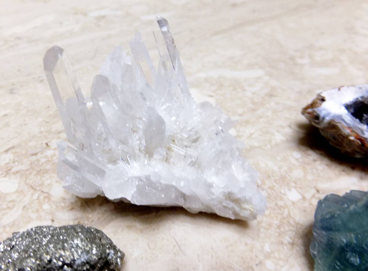 原石 セット 水晶 紫水晶 黄鉄鉱 晶洞 パイライト アメジスト 蛍石 