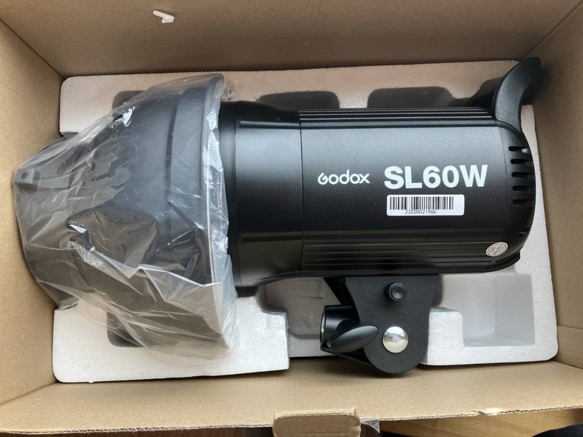 Y018☆Godox SL-60W 60W 定常光LEDライト ビデオライト Bowensマウント
