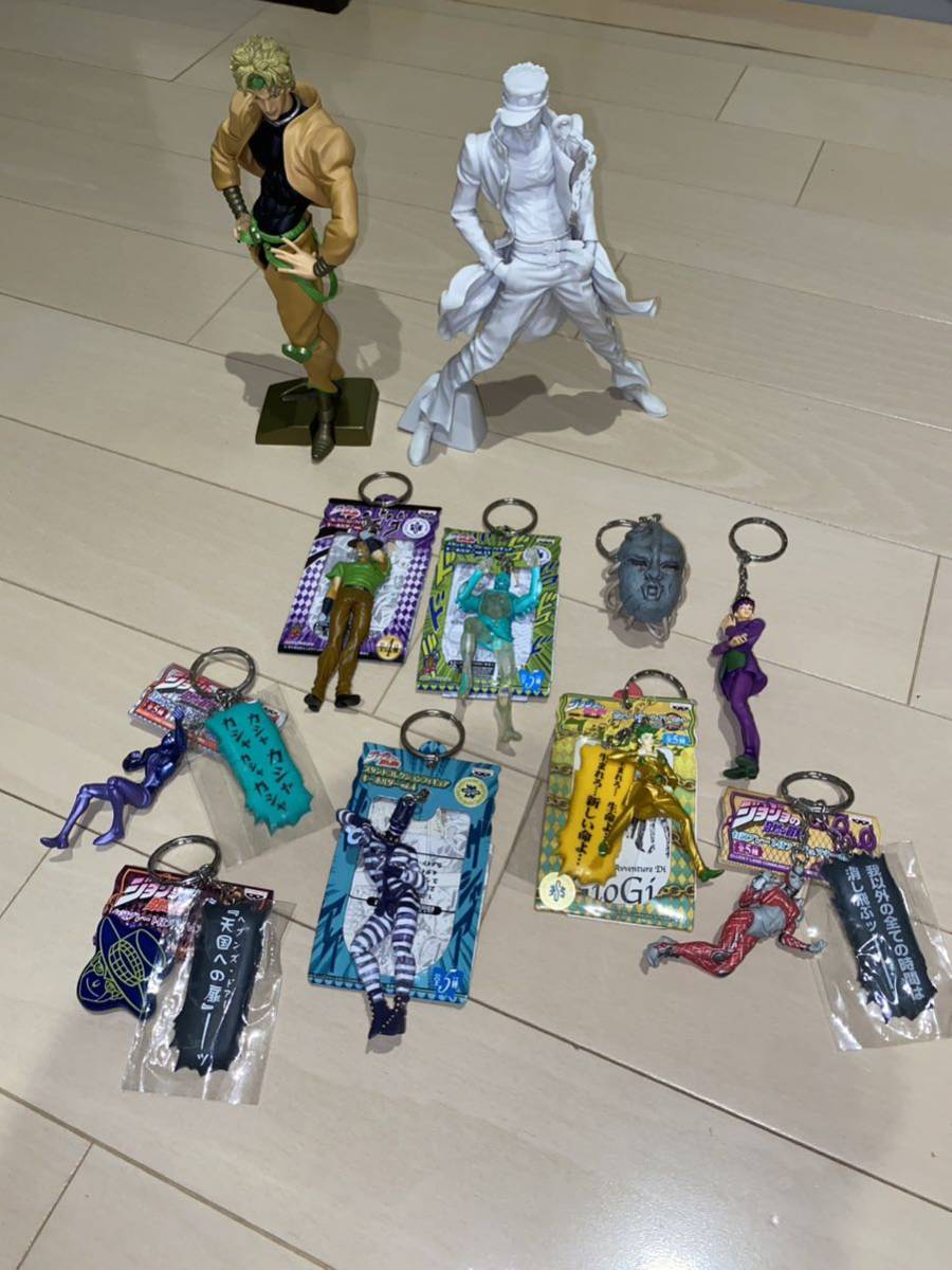 ジョジョの奇妙な冒険 ジョジョ フィギュアまとめ売り キーホルダー