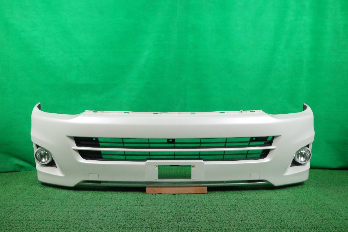 【新作登場，爆買い】 0421 200系 ハイエース 3型 ワイド 純正 フロントバンパー 52119-26800 070 P(フロント)｜売買されたオークション情報、yahooの商品情報をアーカイブ公開 - オークファン トヨタ用