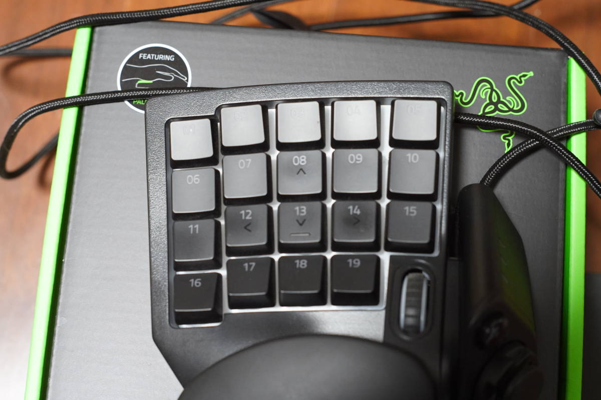 Razer Tartarus V2 左手用キーパッド FPS 動画編集 【公式通販】