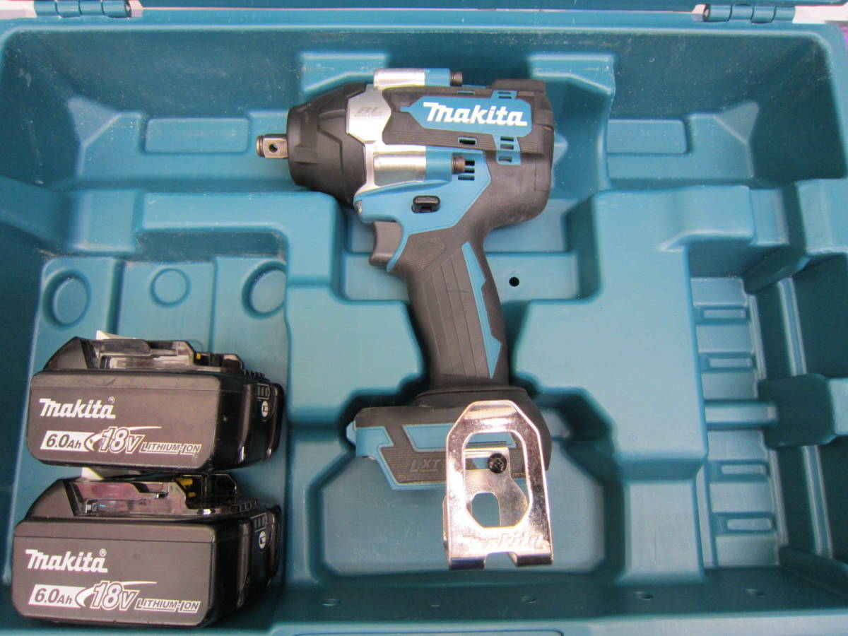 ☆マキタ　インパクトレンチ　ＴＷ700Ｄ　18Ｖ　6Ａｈバッテリー2個付き　（充電器なし）　美品