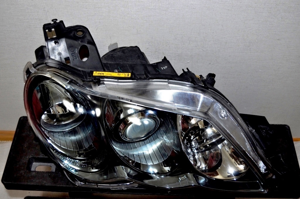 GRX120 GRX125 トヨタ マークX 後期 純正 HID ヘッドライト 左右 