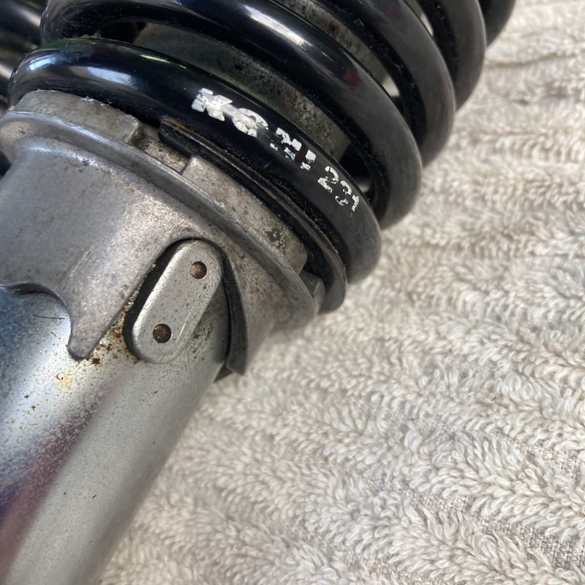 当時物 KONI CB400F 未使用 希少当時物コニー リア CB400four