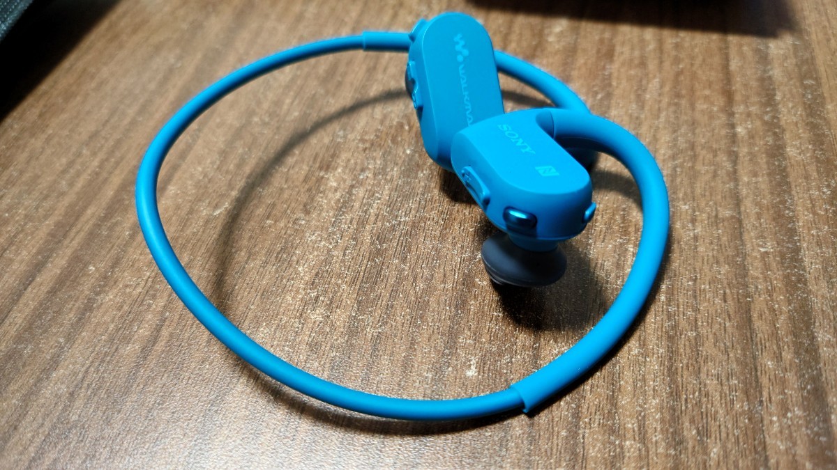 中古】【長期保証有り】【送料無料】【美品】【防水】SONY WALKMAN
