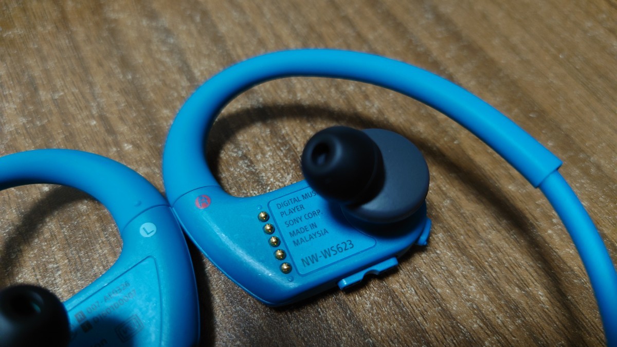 中古】【長期保証有り】【送料無料】【美品】【防水】SONY WALKMAN