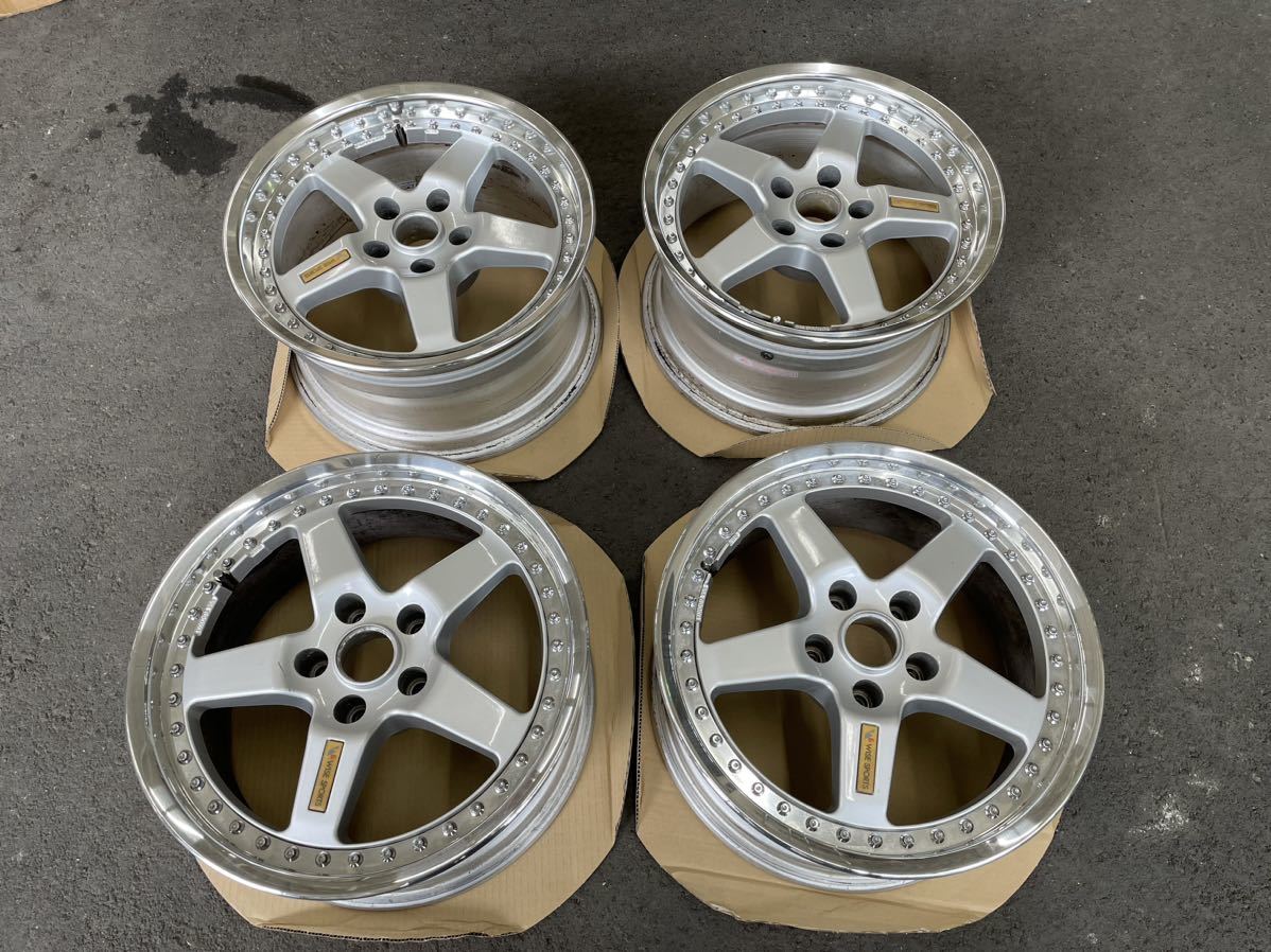 送料込8j2本シュティッヒ 17インチ 114.3 5穴メッシュ アルミホイール 送料込8j2本シュティッヒ 17インチ 114.3 5穴メッシュ アルミホイール