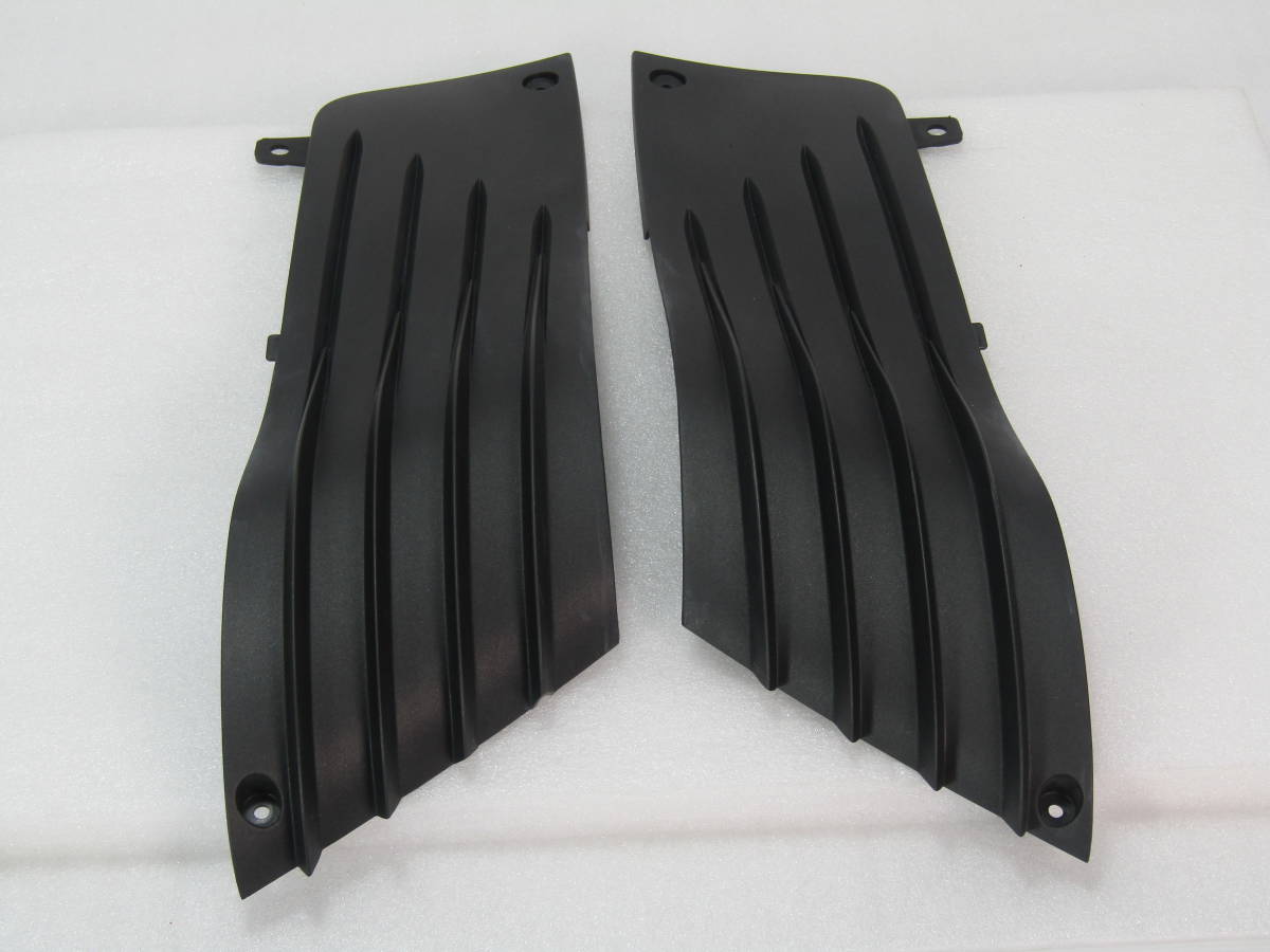 ○とても美品！ ZZ-R1400 ZZR1400 カワサキ純正品、サイドカバーサイド 