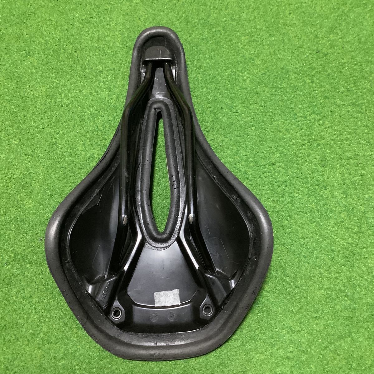 スペシャライズド POWER サドル 143mm specialized power pro mirror 