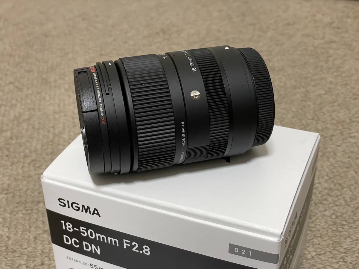 シグマ 18-50mm F2.8 DC DN Xマウント 使用回数僅か シグマ 18-50mm F2. 【