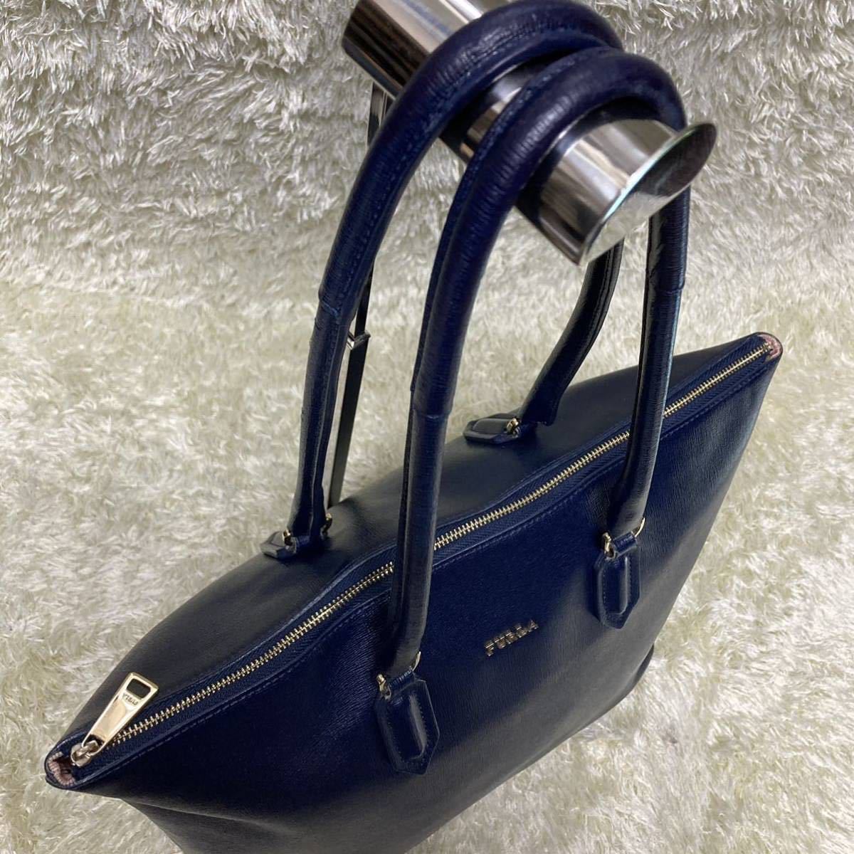 【FURLA】メッセンジャーバッグ　シルバー金具　レザー　ネイビー　A4 1円〜 【A4可 人気】フルラ デイジー トートバッグ ハンドバッグ