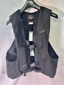 hit-air（無限電光）エアーバックベストブラックXL （□【ジャンク 