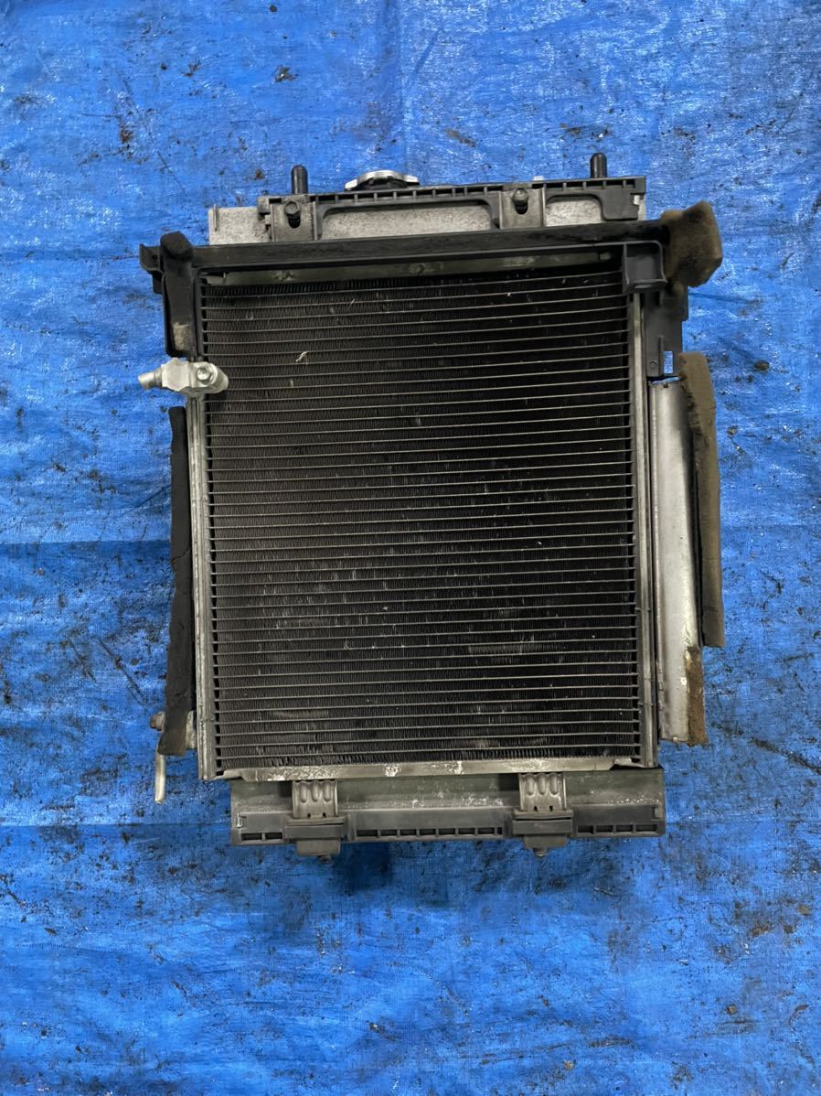 ⑩ ダイハツ L375S タント ラジエター 電動ファン コンデンサー J-1