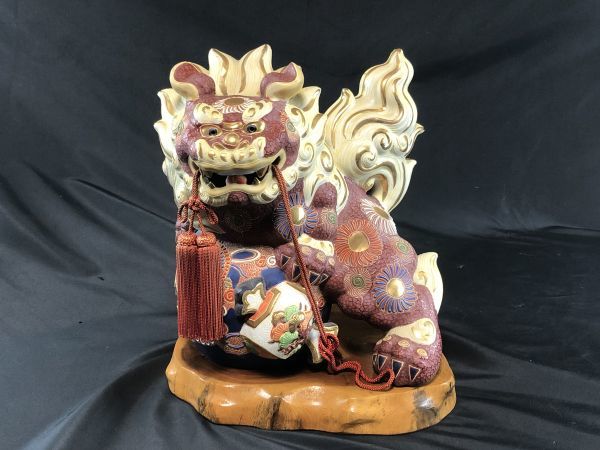 0u1k34B068 九谷焼 長峰作 玉乗獅子 玉乗り獅子 赤獅子 金彩 赤