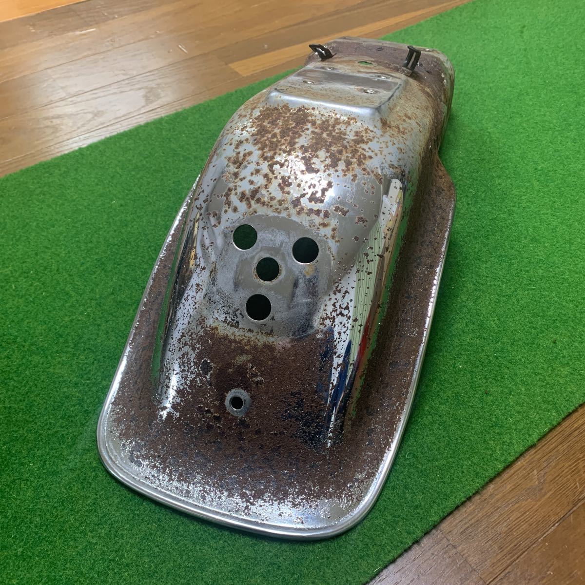 Z1 Z2 リヤフェンダー　純正　当時物　カワサキ Z1 Z2 リヤフェンダー 純正 当時物 カワサキ カワサキZ1 Z2 純正品