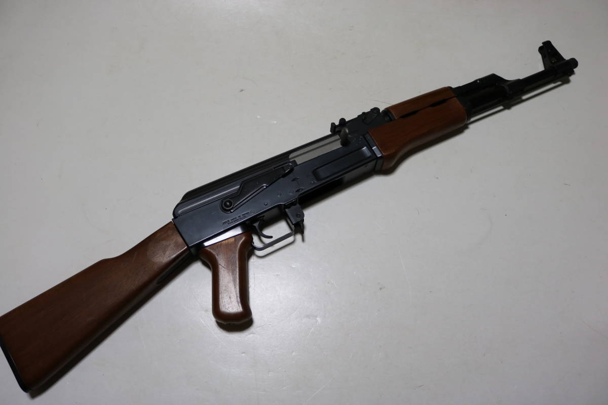東京マルイ 電動ガン AK47 アサルトライフル 動作確認済 予備マガジン