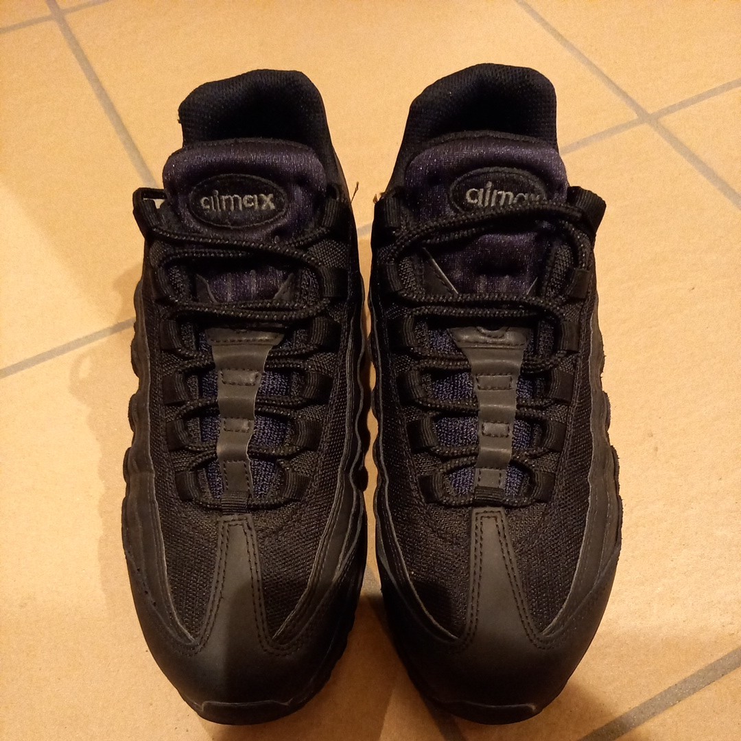 ナイキエアマックス95 BLACK エッセンシャル