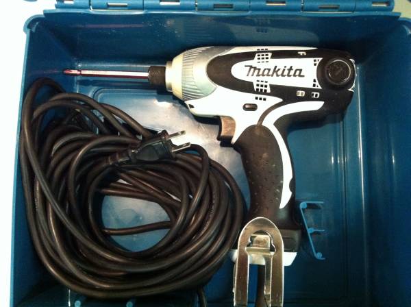 格安！　☆makita/マキタ 100V 電動 インパクトドライバ 6955_3
