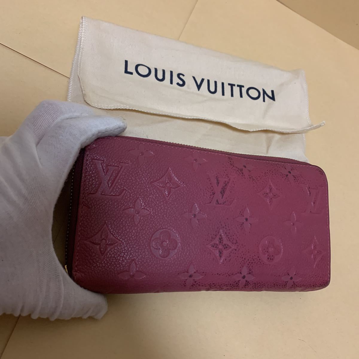 LOUIS VUITTON ルイヴィトン モノグラムアンプラント ジッピーウォレット ラウンドファスナー 長財布 