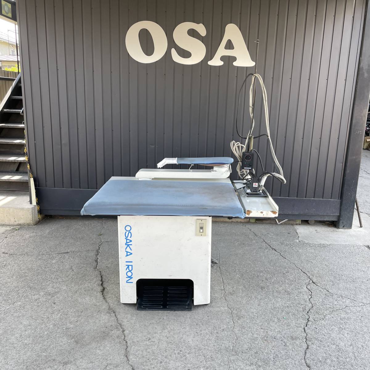 業務用アイロン台 岐阜発 大阪電機工業 業務用 アイロン台 アイロン