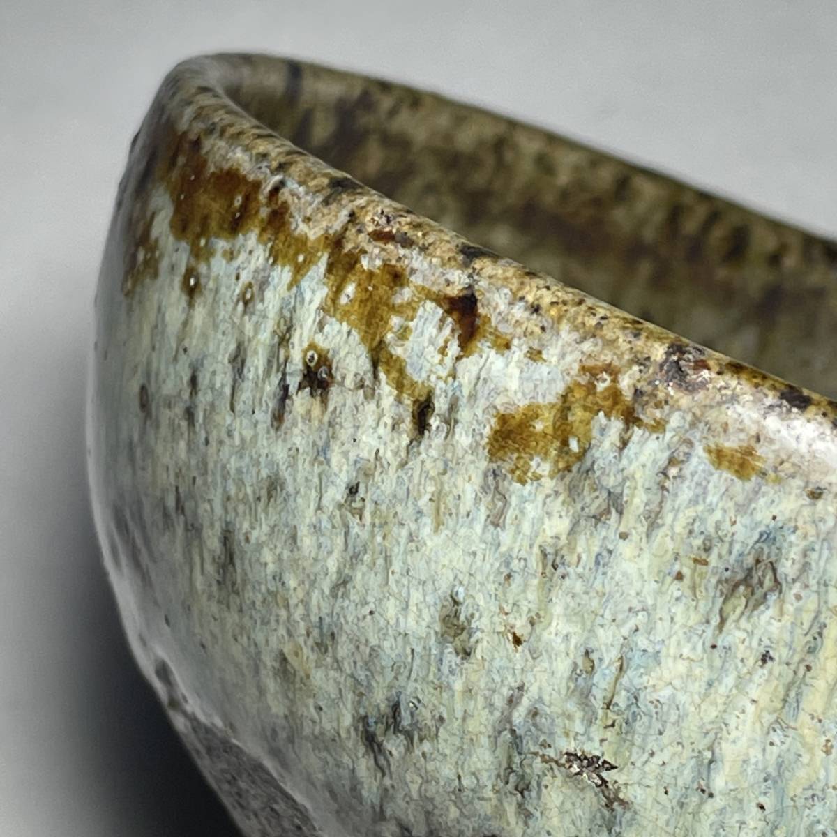茂蔵】名品 茶人所有 斑唐津茶碗 古裂仕覆入り 桃山時代〜江戸初期 古 