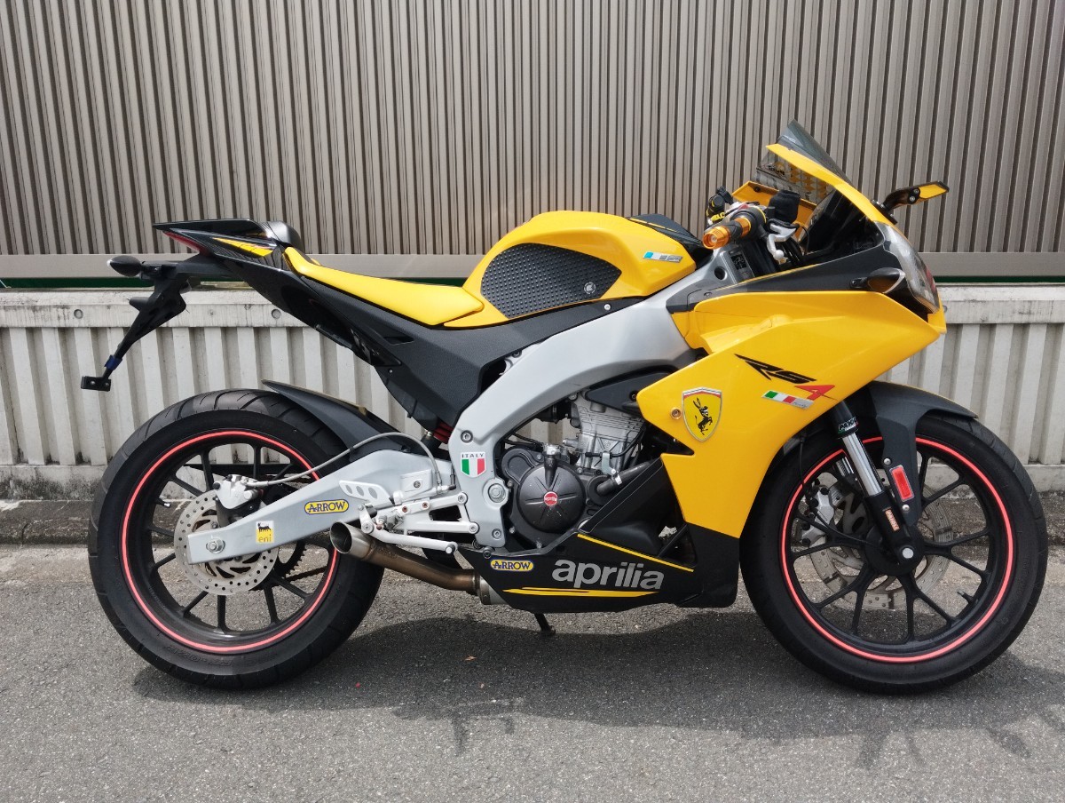 アプリリア RS4 125 カスタム 低走行 目立つ傷なく美車(アプリリア  