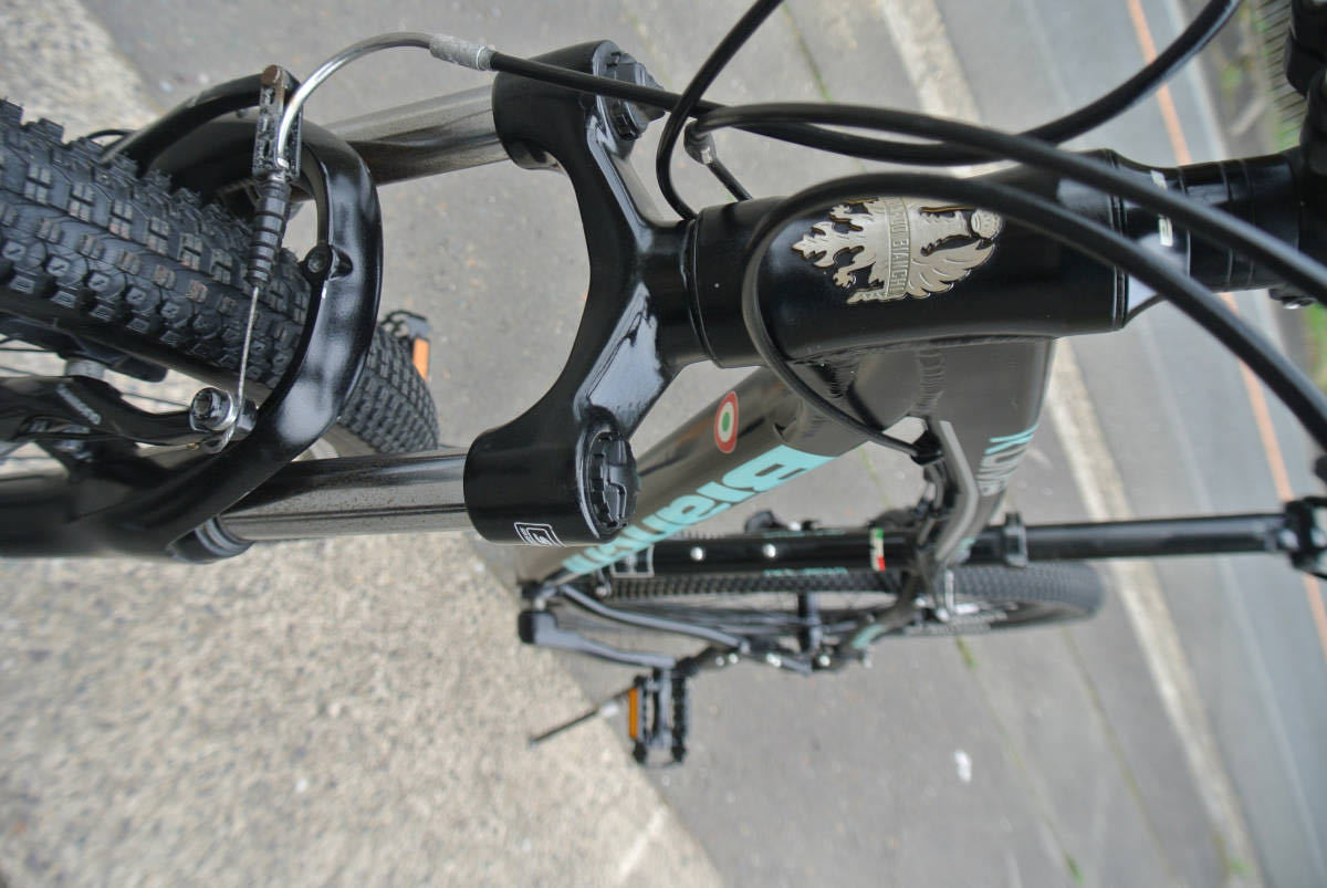 ビアンキ【Bianchi】※ KUMA 軽快MTB SHIMANO 24速 27.5インチ 2.10型