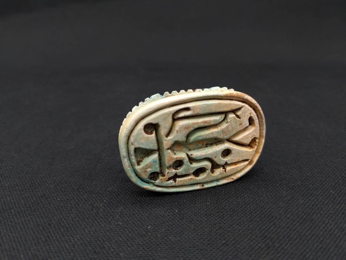 スカラベ エジプト 石彫 古代エジプト お守り 民芸品 象形文字