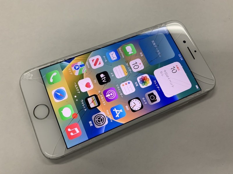 DH245 SIMフリー iPhone8 シルバー 64GB ジャンク ロックOFF シルバー