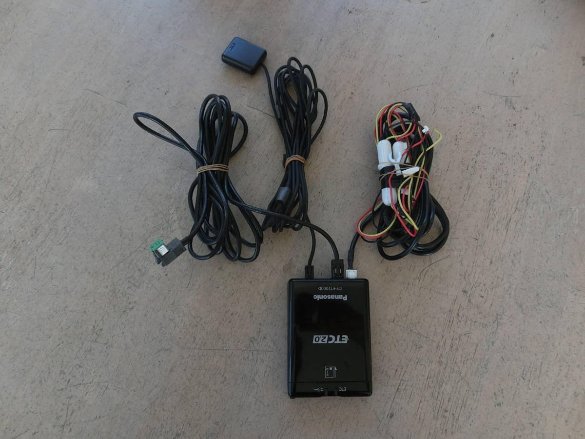 車 Panasonic ETC 2.0 CY-ET2000D 配線3本付き