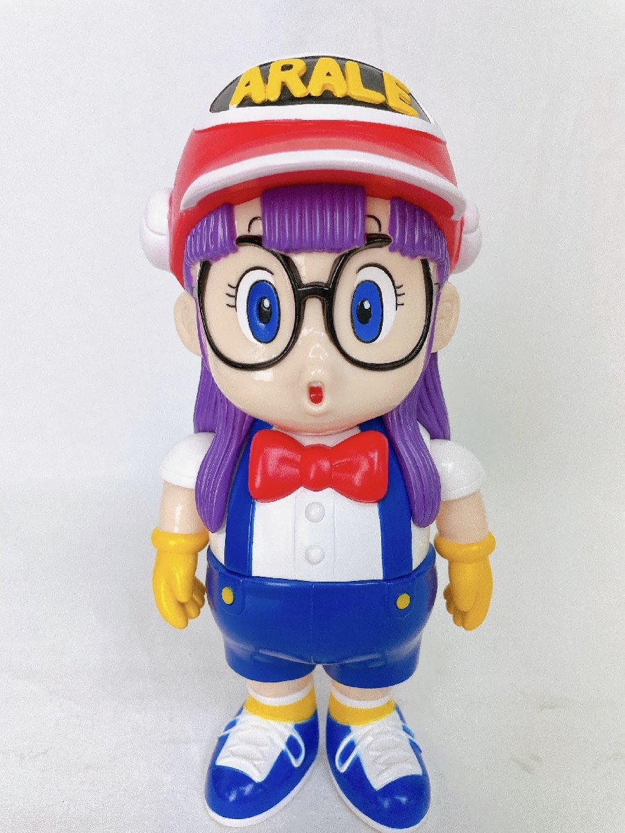 dune テツロッド アラレちゃん ホヨヨ (赤帽子・白シャツ・青ズボン 
