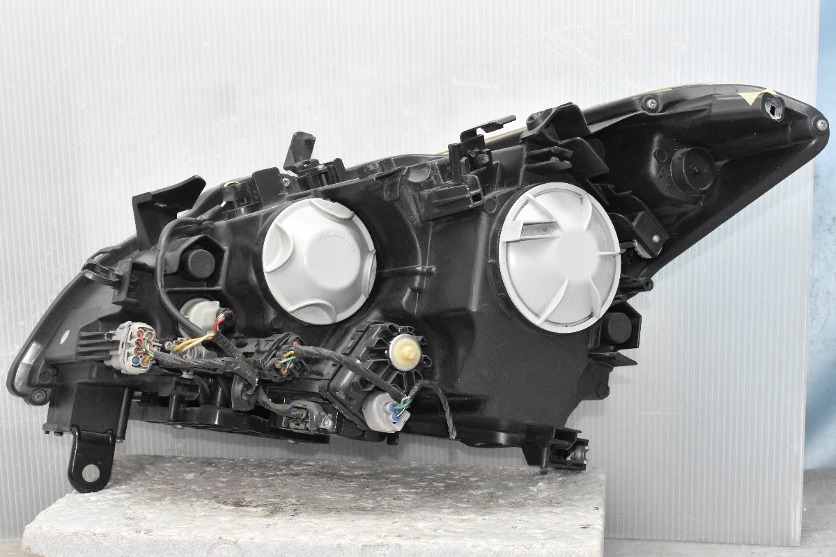 4128941 フーガ Y51 前期 右ライト キセノン AFS KOITO 100-23035