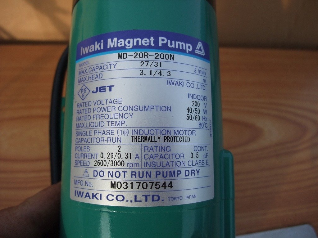2）イワキ Iwaki マグネットポンプ MD-20R-200N 単相200V、50/60Hz