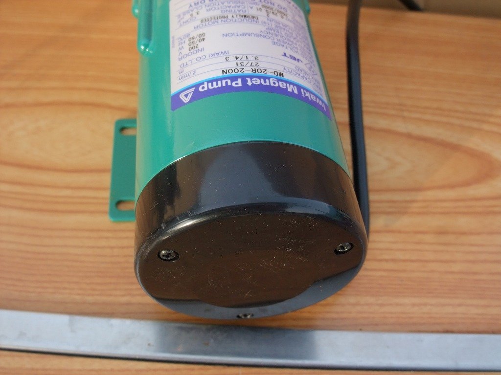 2）イワキ Iwaki マグネットポンプ MD-20R-200N 単相200V、50/60Hz