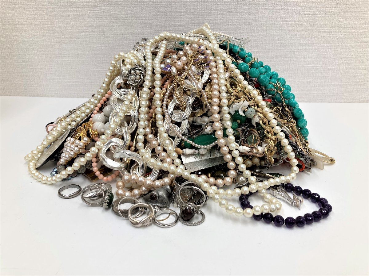 △二宮店△【現状品】5-108 アクセサリー イミテーション まとめ売り