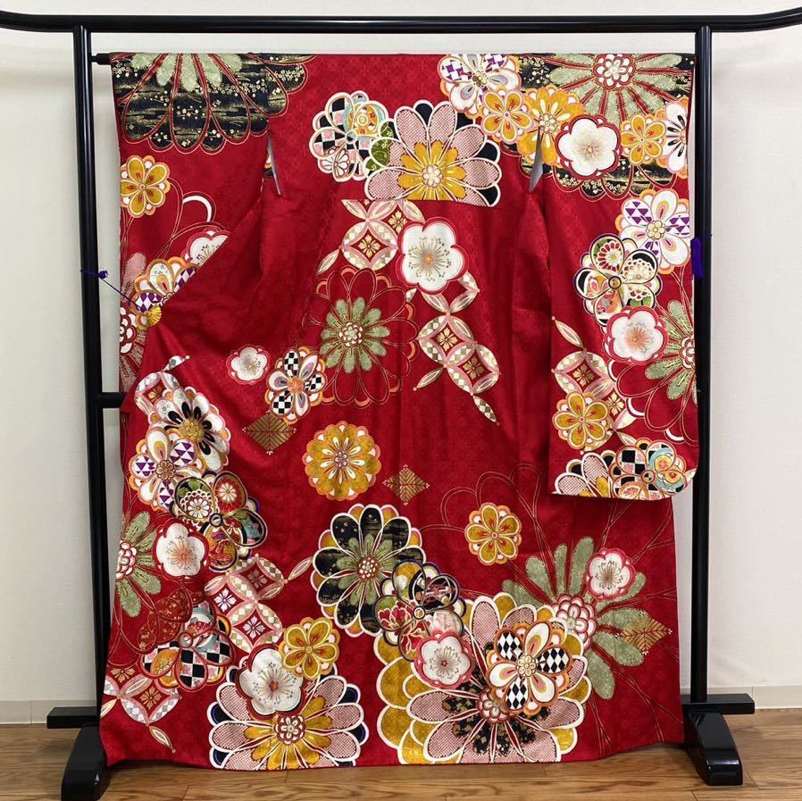 ◇【可憐なお花のお振り袖】刺繍と金糸使い 着物月花 金駒刺繍 金彩