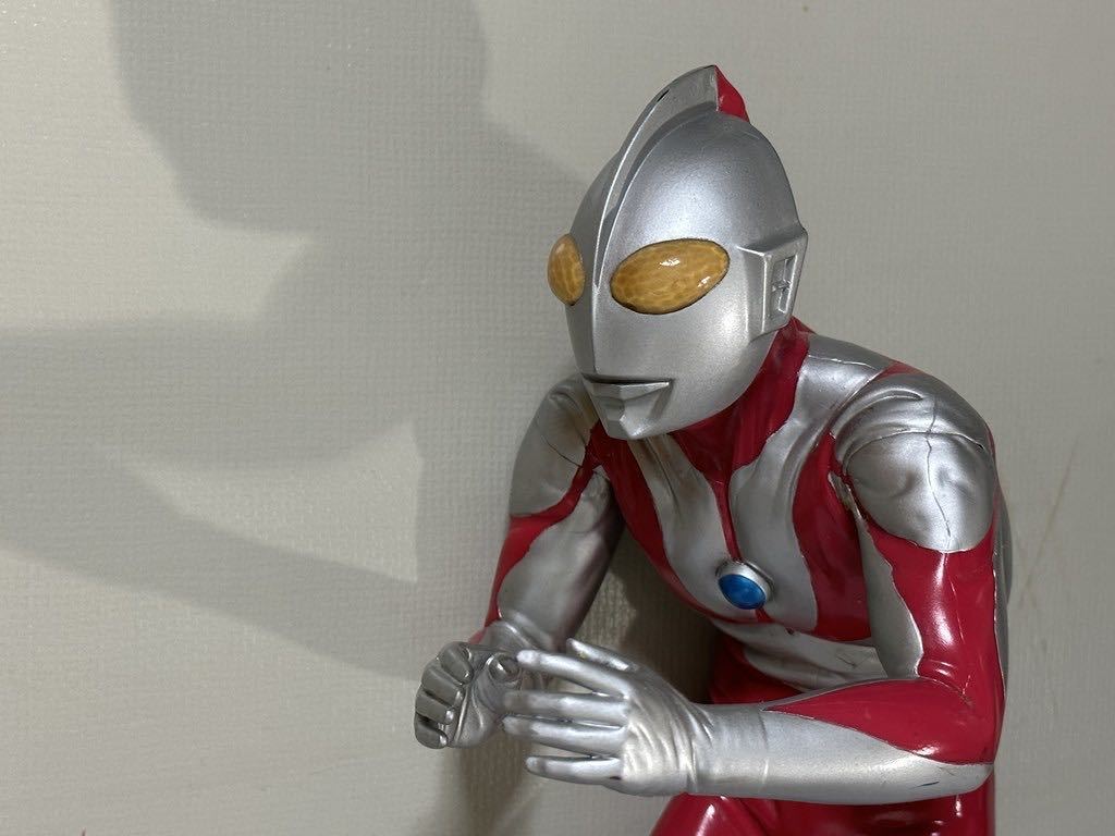 【中古】ウルトラマン ソフビフィギュア ビッグサイズ 高さ34cm程度 バンプレスト (送料込み)