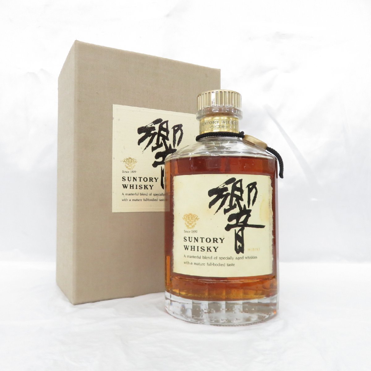 サントリーウイスキー 響 ゴールドラベル SUNTORY 響 金キャップ 裏 