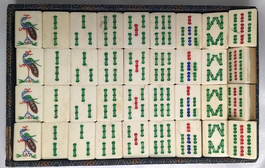 中古品 中国 高級 麻雀牌 象牙風 中国美術 竹 麻雀牌② 象牙風