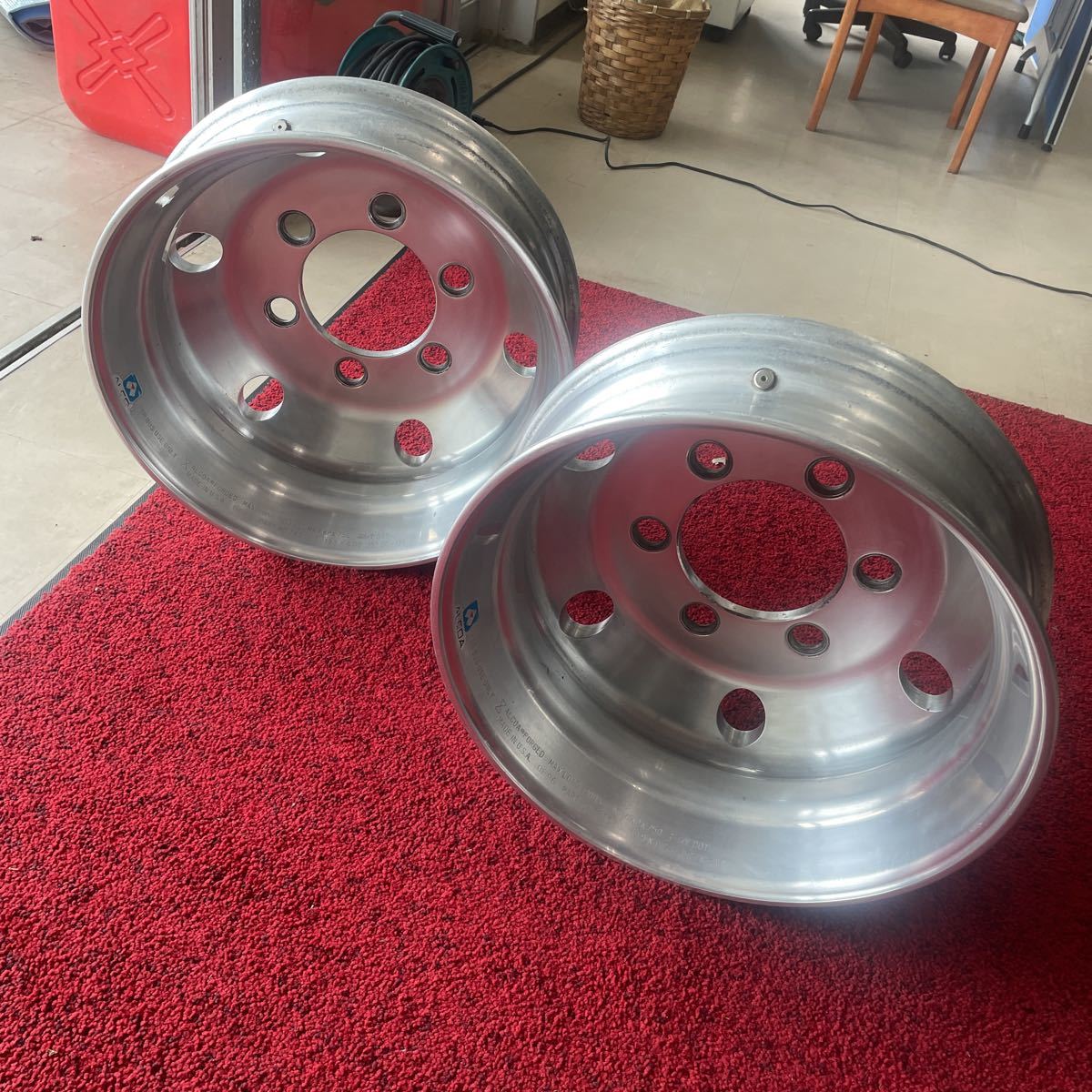 アルコア アルミホイール 19.5×6.00、 6穴 (265/70R19.5&245/70R19.5 