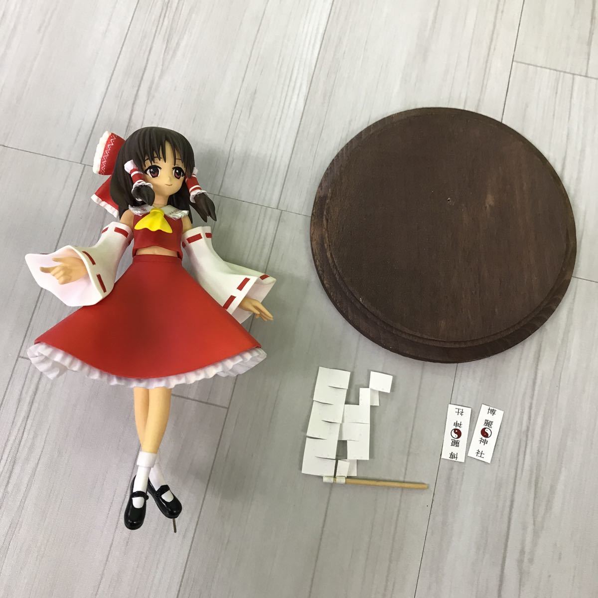 温泉天国 東方Project 博麗霊夢 ガレージキット レジンキャストキット 温泉天国 東方Project 博麗霊夢 ガレージキット レジンキャストキット