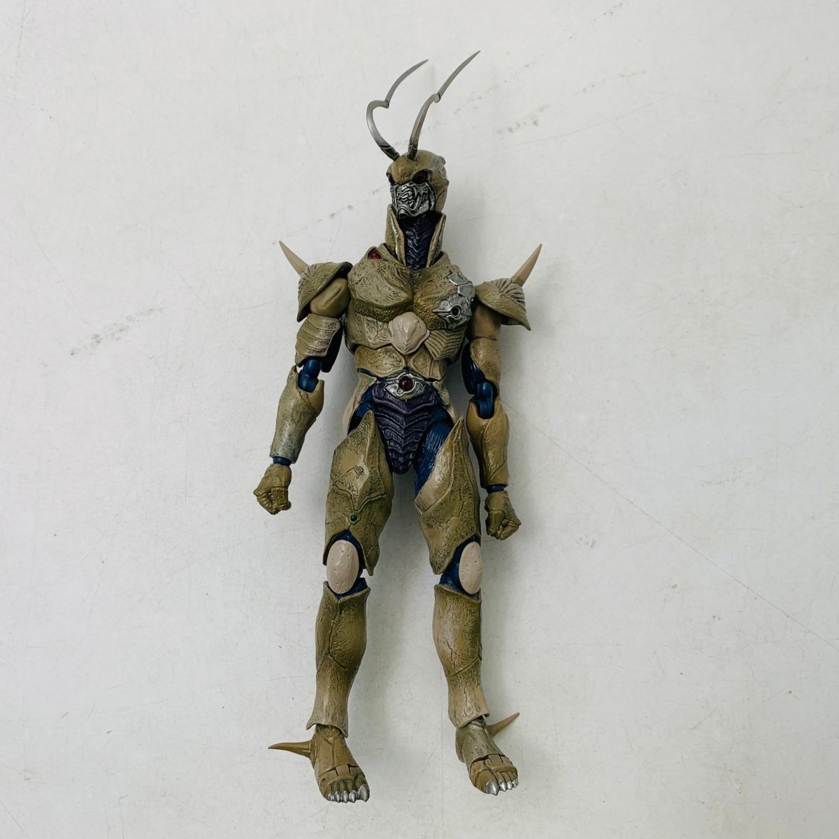 中古品 S.H.Figuarts フィギュアーツ 仮面ライダーZO ドラス(仮面 