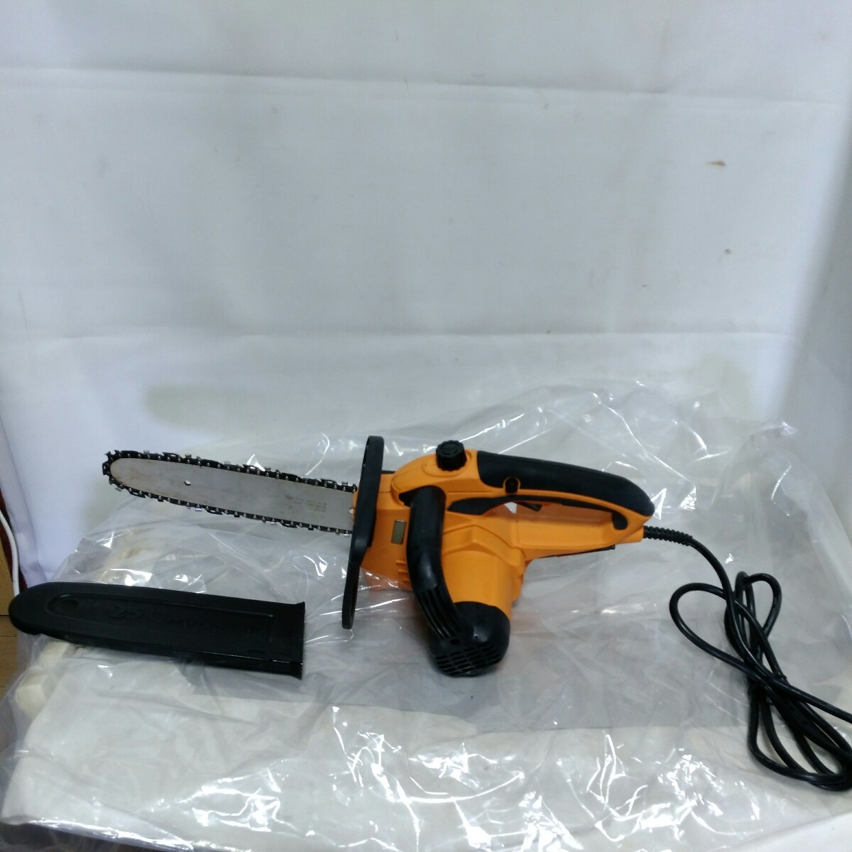 送料無料(３M1512)RYOBI　リョービ　チェーンソー　CS-2501