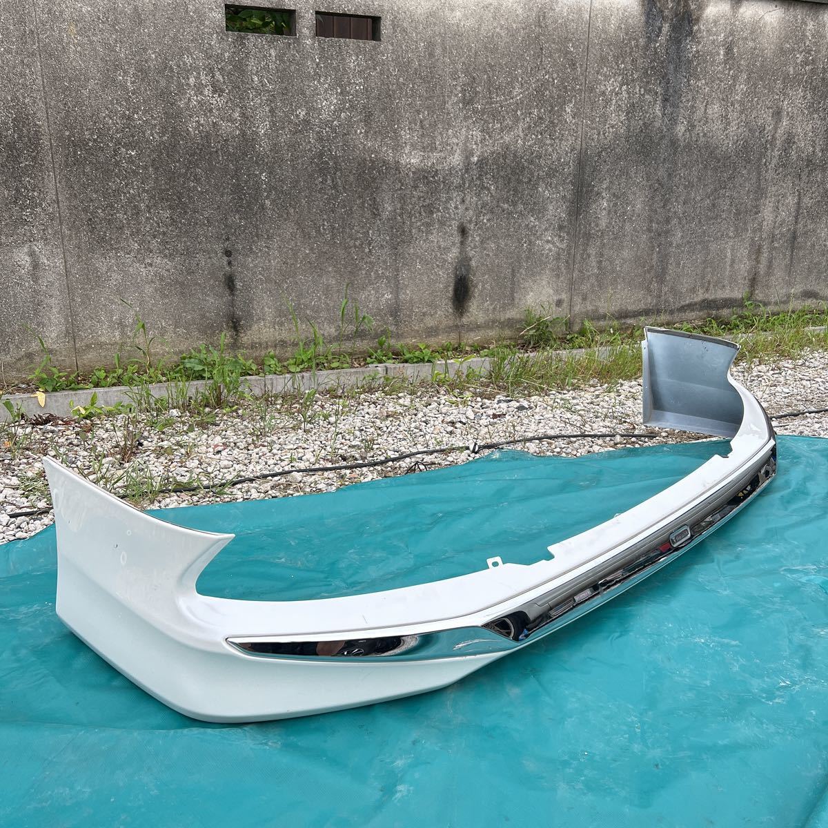 ノア エスクァイア モデリスタ フロントスポイラー 絶版品 80前期型用