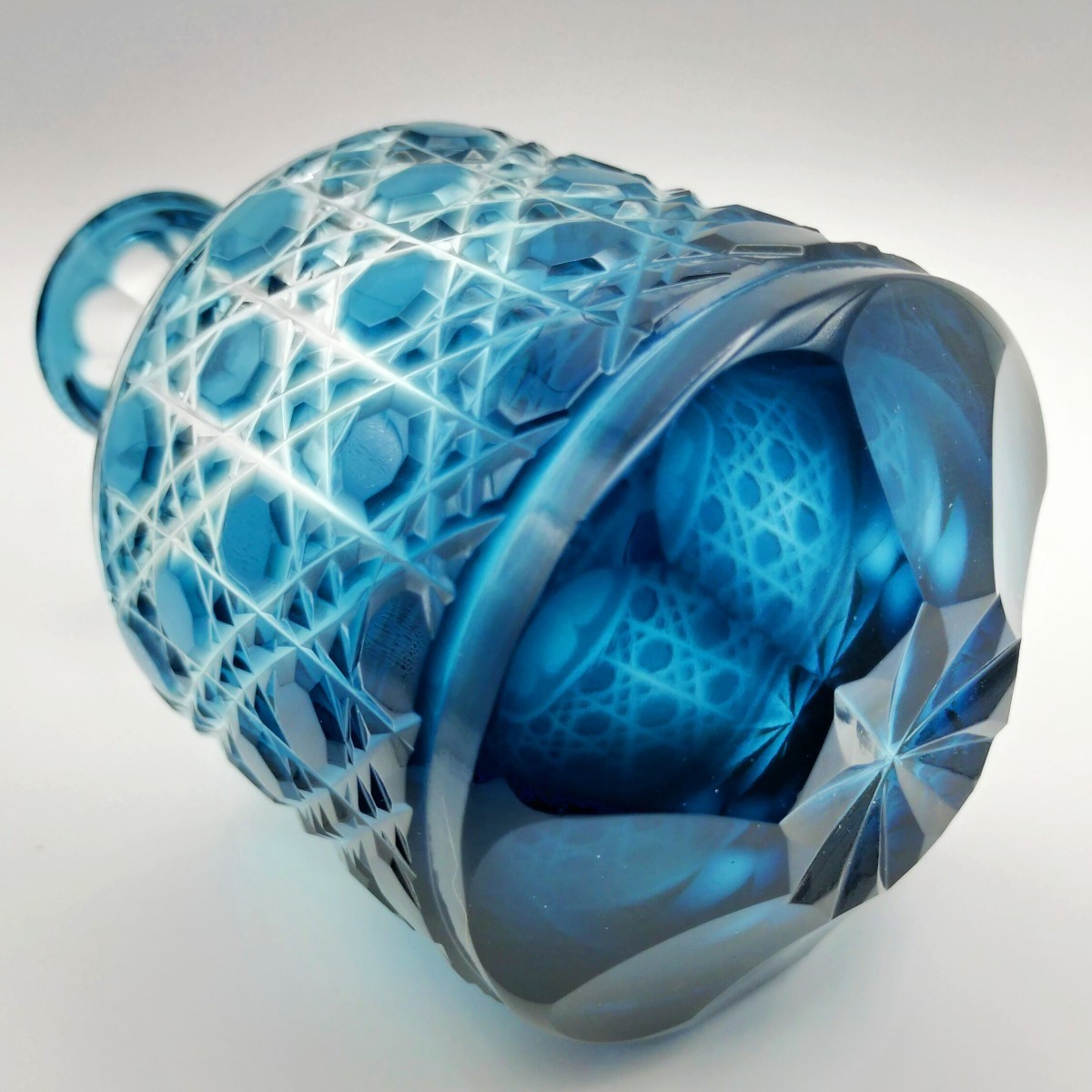 ☆美品☆薩摩切子 八角籠目紋 徳利 藍（切子、江戸切子、薩摩切子